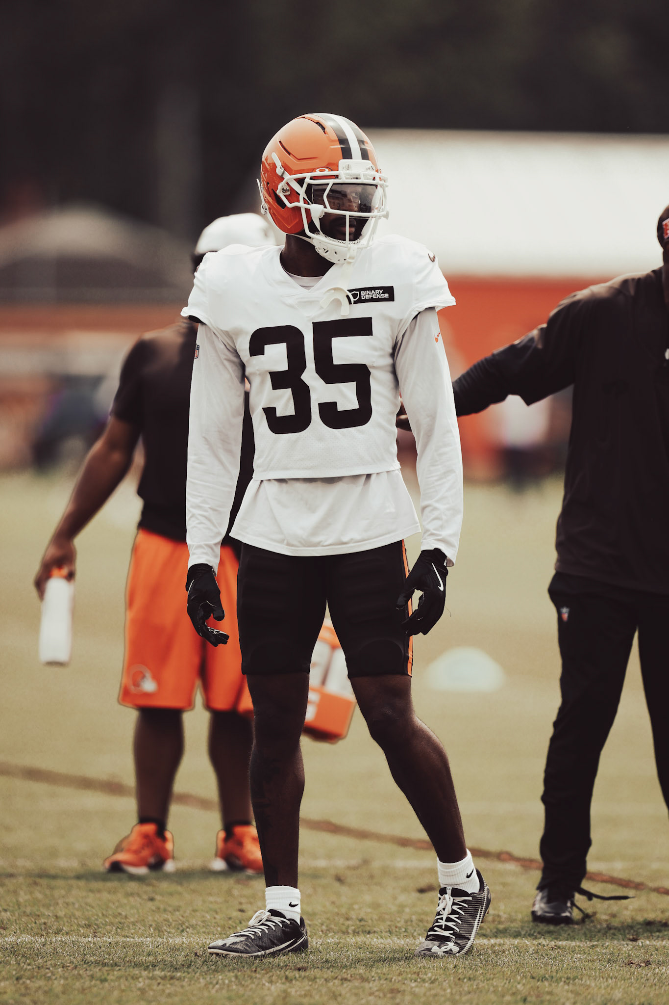 Difference Between Mirrorless And DSLR cleveland browns tickets