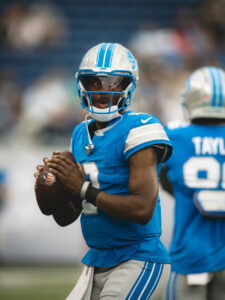 What is Difference Between DSLR and Mirrorless Camera